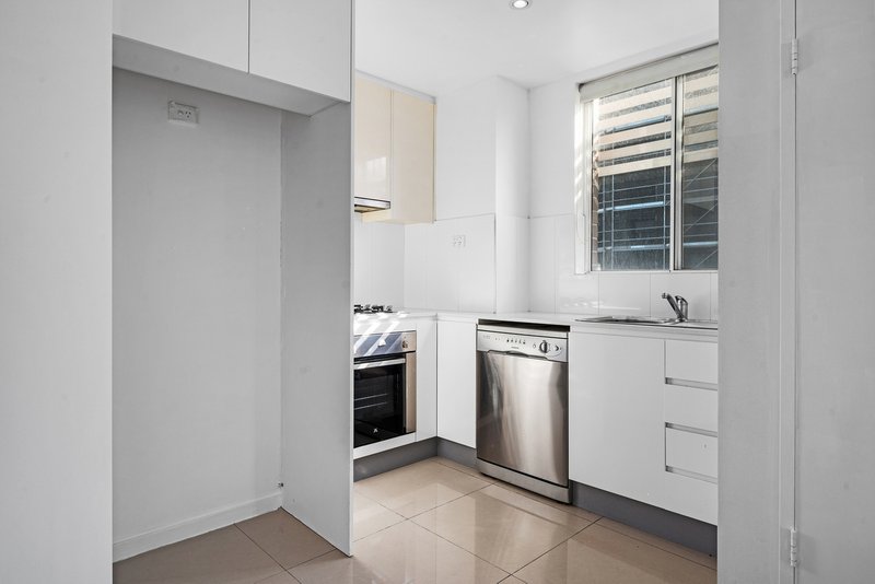 Photo - 18/19 Dartbrook Road, Auburn NSW 2144 - Image 9