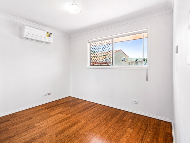 Photo - 18/19 Likala Street, Wishart QLD 4122 - Image 8