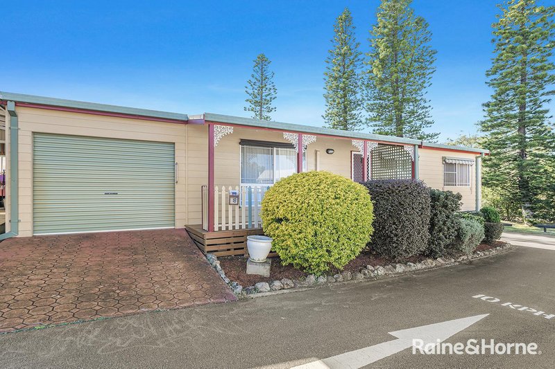 Photo - 18/1a Kalaroo Road, Redhead NSW 2290 - Image 1