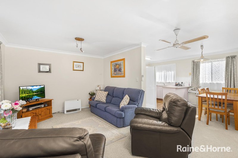 Photo - 18/1a Kalaroo Road, Redhead NSW 2290 - Image 4