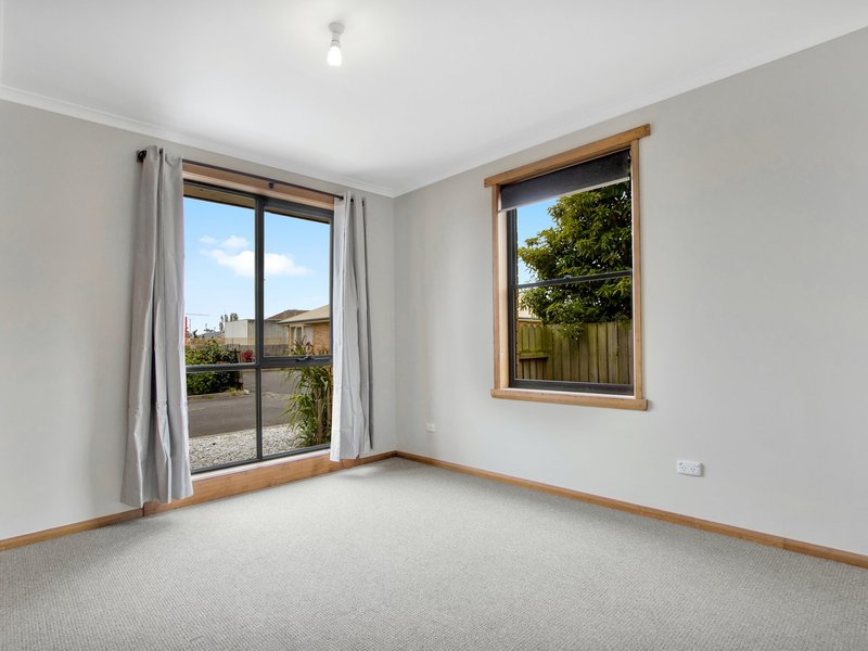 Photo - 1/81a Stewart Street, Devonport TAS 7310 - Image 6