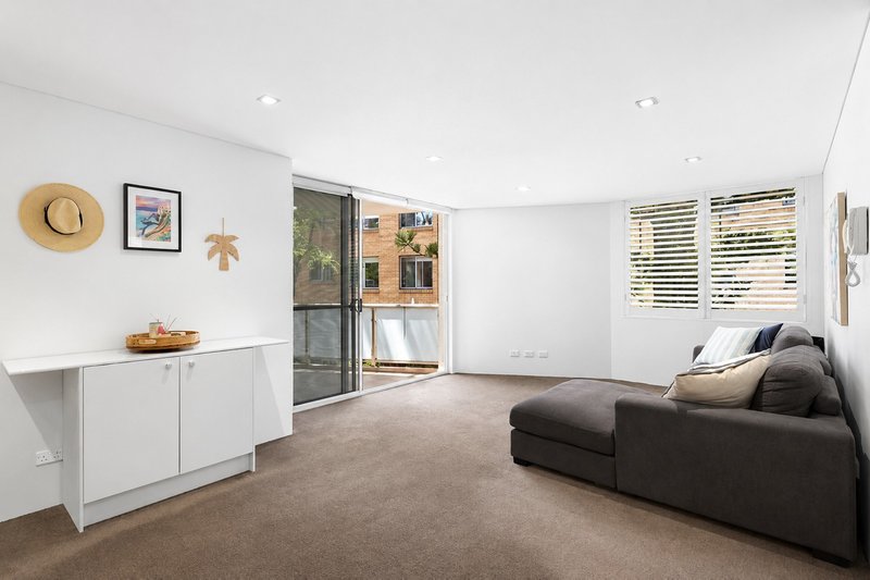 Photo - 18/2-4 Frances Street, Randwick NSW 2031 - Image 1