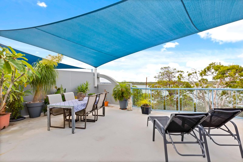 Photo - 18/2-4 Picnic Point Esplanade, Maroochydore QLD 4558 - Image 9