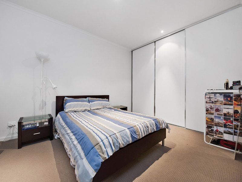 Photo - 18/2-6 Goodall Parade, Mawson Lakes SA 5095 - Image 7