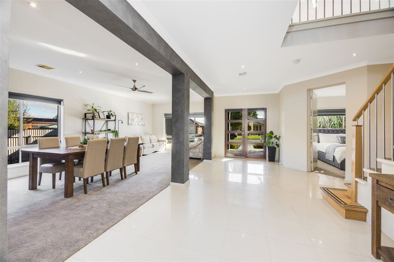 Photo - 182 Barnes Boulevard, Horsham VIC 3400 - Image 4