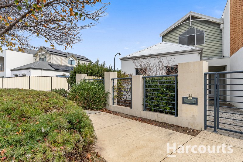 Photo - 182 Celebration Boulevard, Clarkson WA 6030 - Image 1