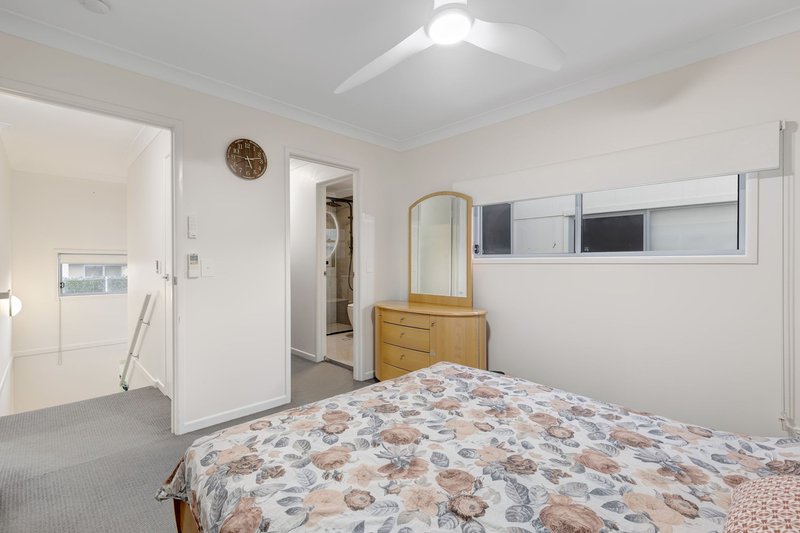 Photo - 18/2 Diamantina Street, Calamvale QLD 4116 - Image 10