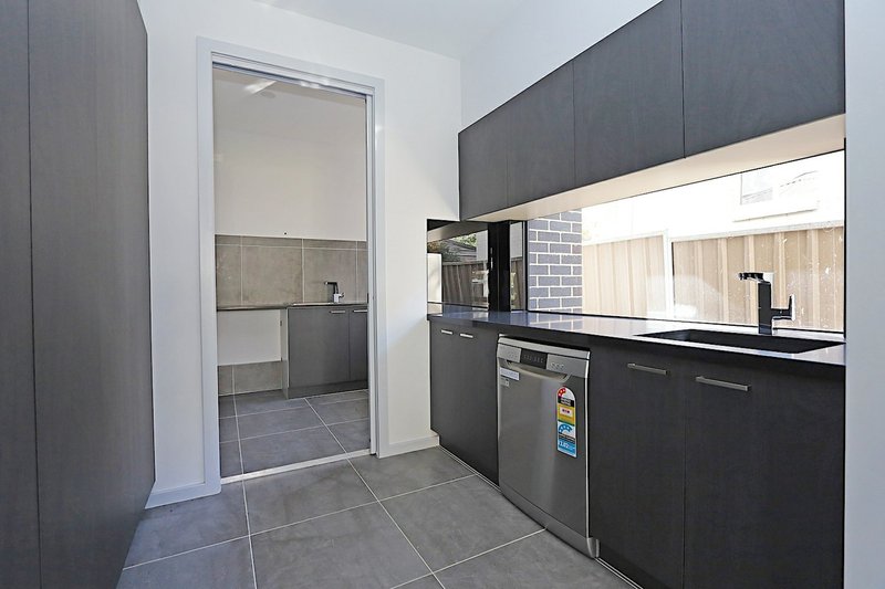 Photo - 1/82 Doonmore Street, Penrith NSW 2750 - Image 5