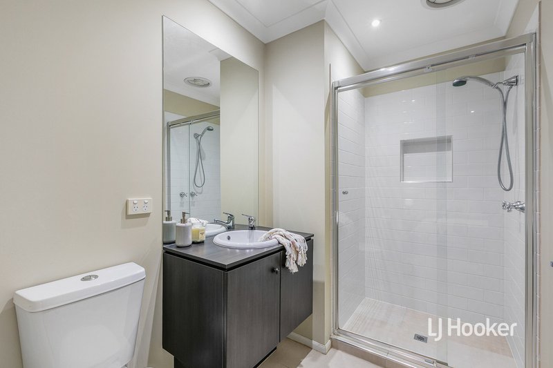 Photo - 182 Dunnings Road, Point Cook VIC 3030 - Image 21