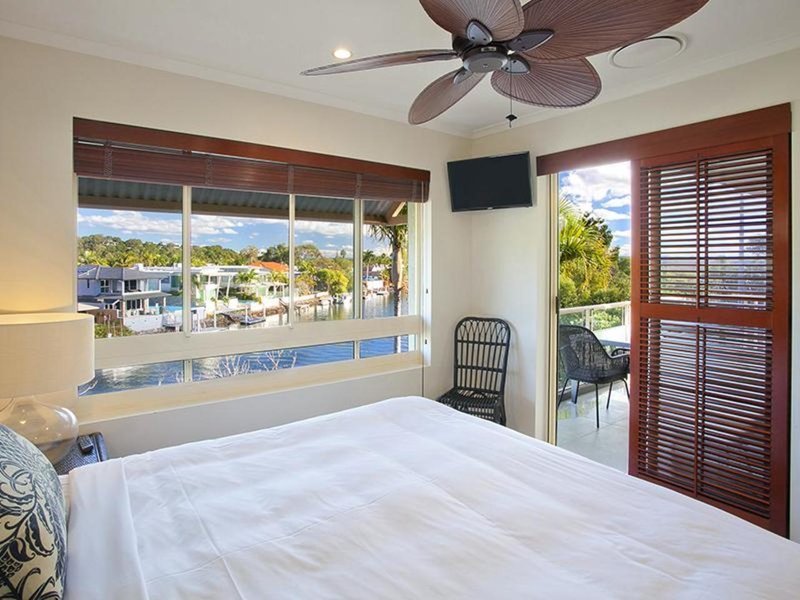 Photo - 18/2 Hastings Street, Noosa Heads QLD 4567 - Image 6