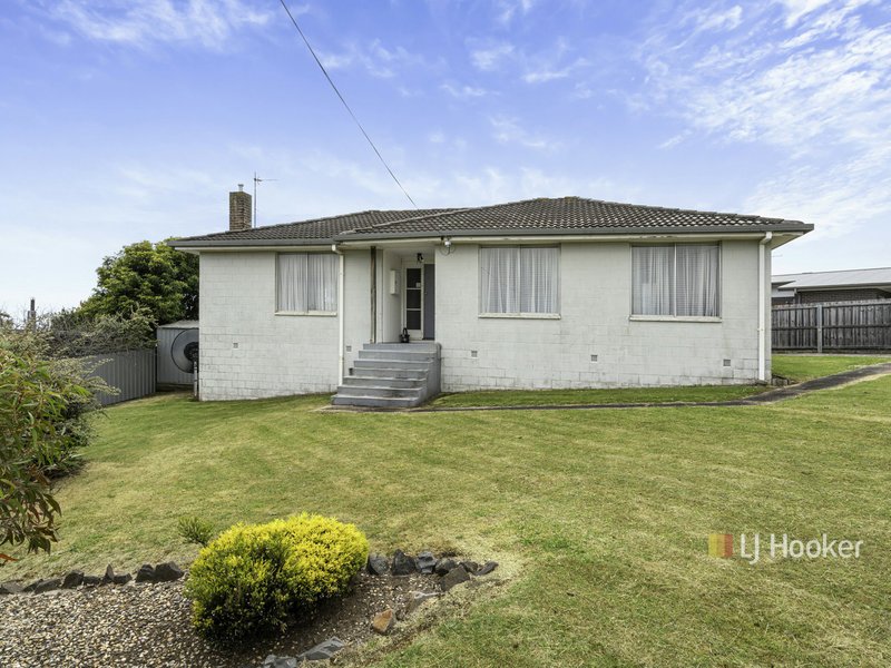 Photo - 182 Madden Street, Devonport TAS 7310 - Image 1