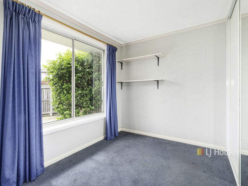 Photo - 182 Madden Street, Devonport TAS 7310 - Image 9