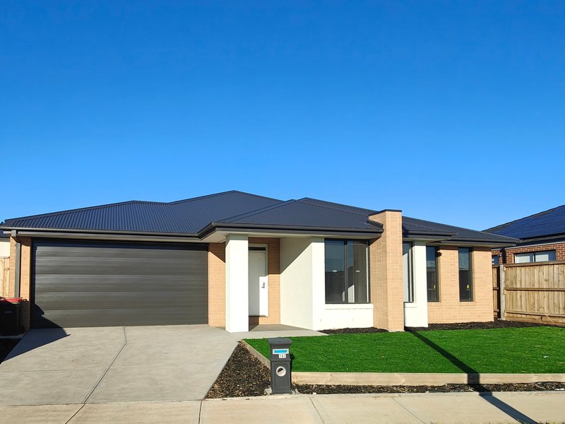 182 Maracana Avenue, Manor Lakes VIC 3024