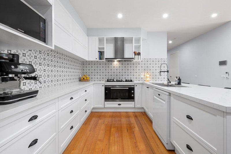 Photo - 182 Mill Park Drive, Mill Park VIC 3082 - Image 3