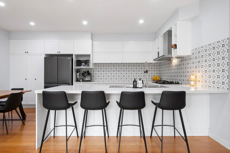 Photo - 182 Mill Park Drive, Mill Park VIC 3082 - Image 4