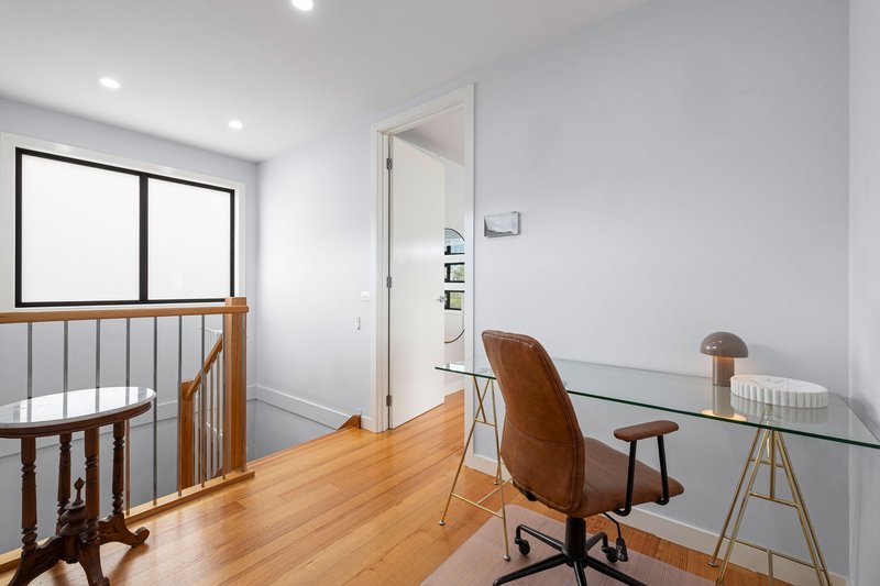 Photo - 182 Mill Park Drive, Mill Park VIC 3082 - Image 8