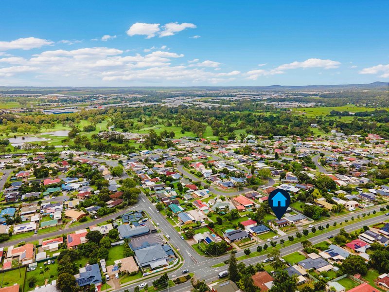 Photo - 182 Mount Warren Boulevard, Mount Warren Park QLD 4207 - Image 5