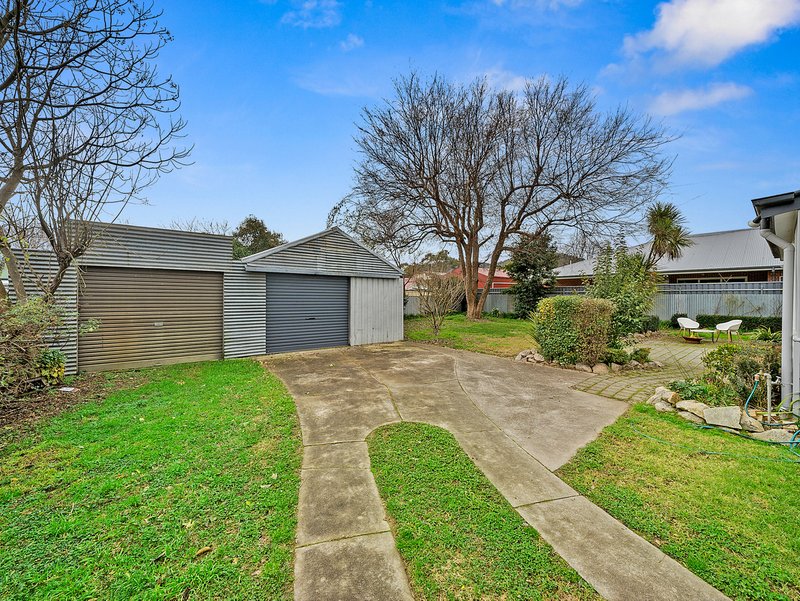 Photo - 182 Myrtle Street, Myrtleford VIC 3737 - Image 12