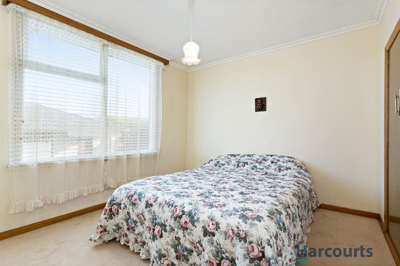 Photo - 182 Oldaker Street, Devonport TAS 7310 - Image 8