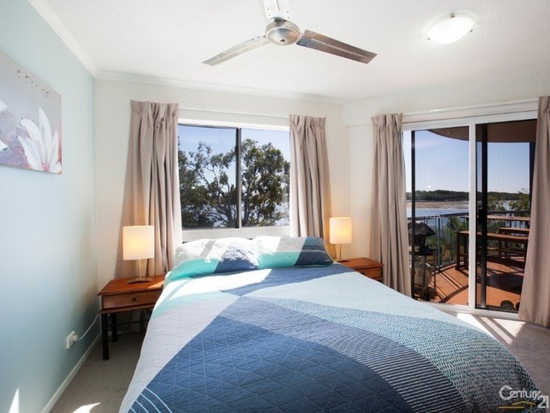 Photo - 18/2 Picnic Point Esplanade, Maroochydore QLD 4558 - Image 7