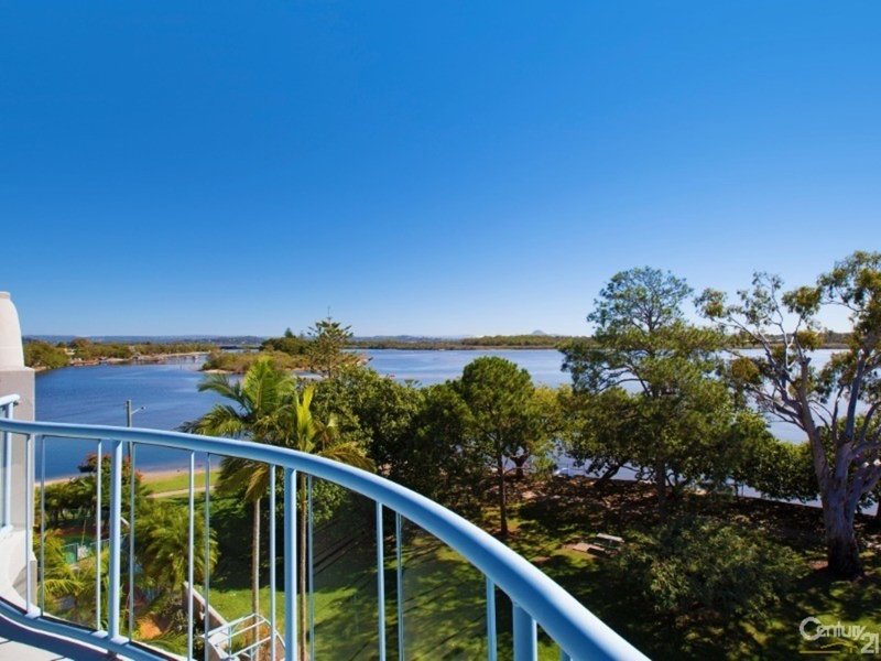 Photo - 18/2 Picnic Point Esplanade, Maroochydore QLD 4558 - Image 9