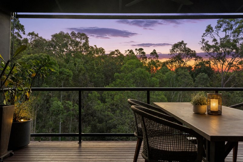 Photo - 18/2 Ridgeline Way, Highland Park QLD 4211 - Image 1