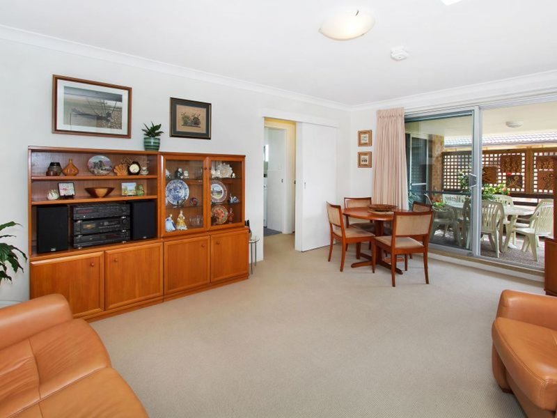 Photo - 18/2 Robertson Street, Narrabeen NSW 2101 - Image 5