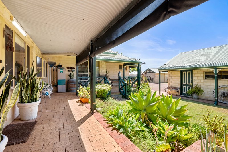 Photo - 182 Safety Bay Road, Safety Bay WA 6169 - Image 22