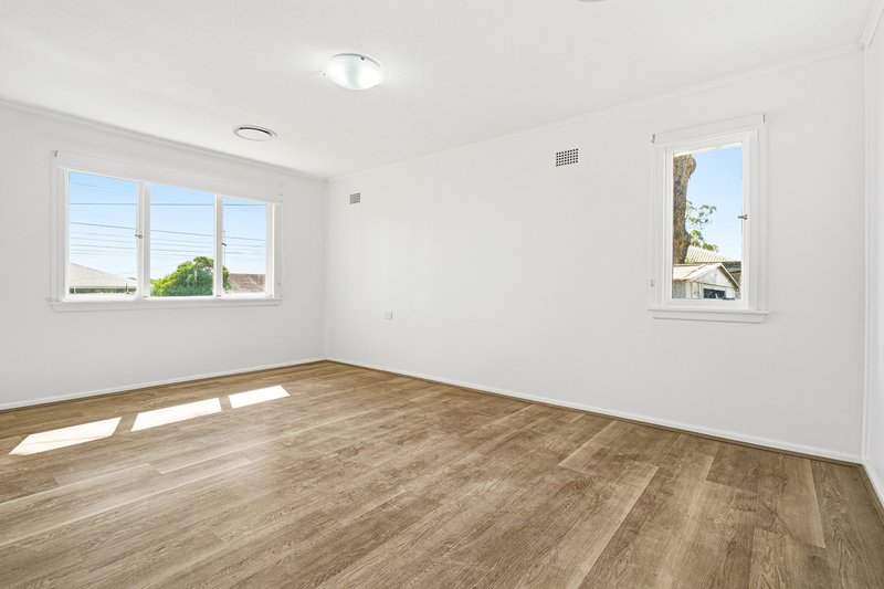 Photo - 182 Samarai Road, Whalan NSW 2770 - Image 2