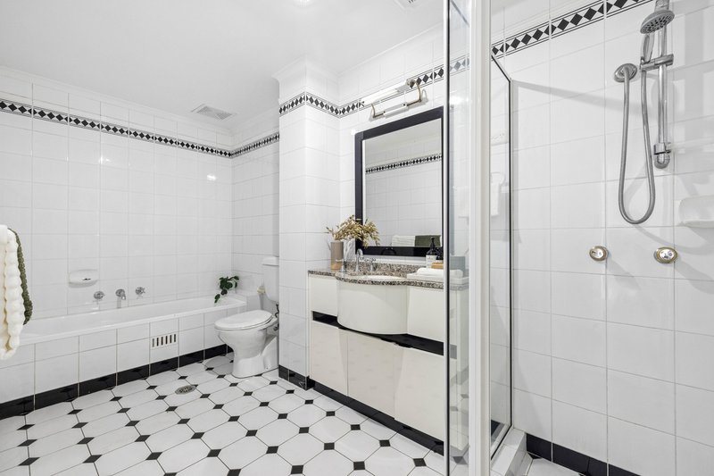 Photo - 18/2 Spruson Street, Neutral Bay NSW 2089 - Image 14