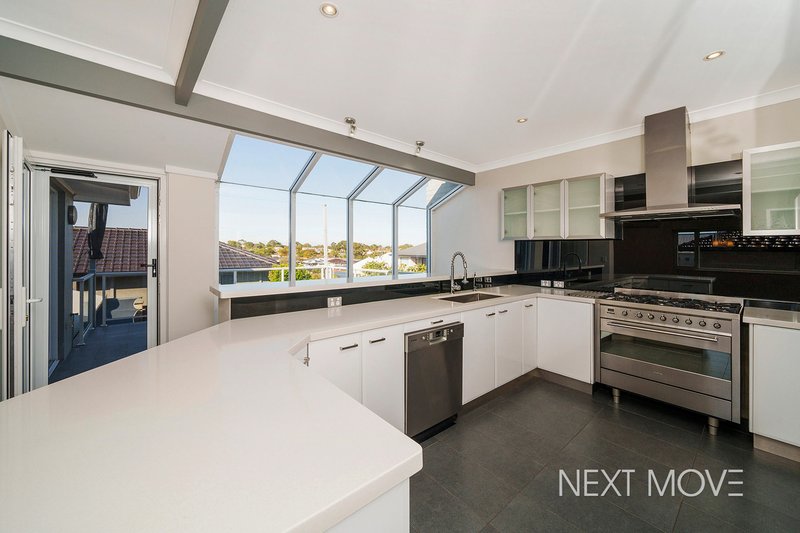 Photo - 1/82 Strickland Street, South Perth WA 6151 - Image 7