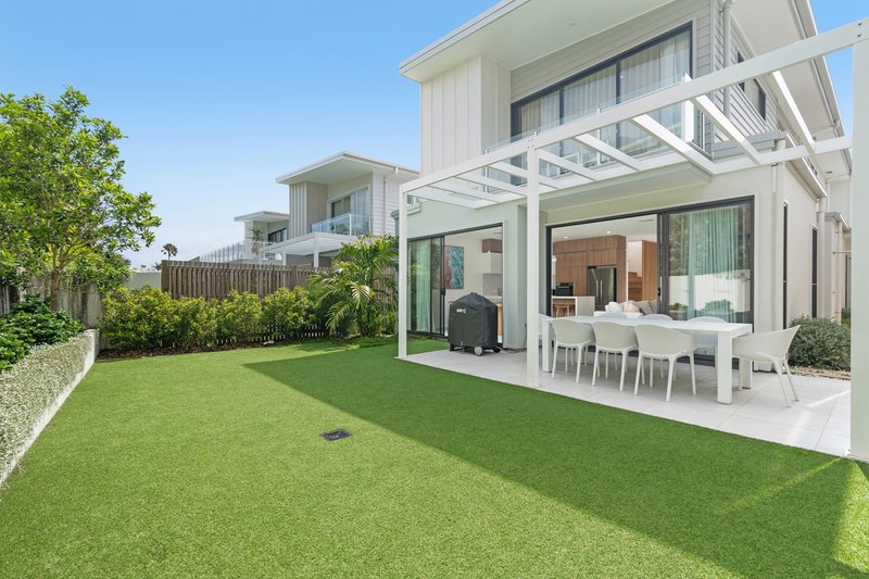 Photo - 18/2 Sunset Lane, Peregian Beach QLD 4573 - Image 25