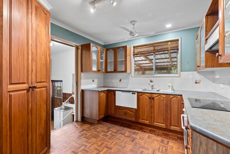 Photo - 182 Tor Street, Rockville QLD 4350 - Image 12