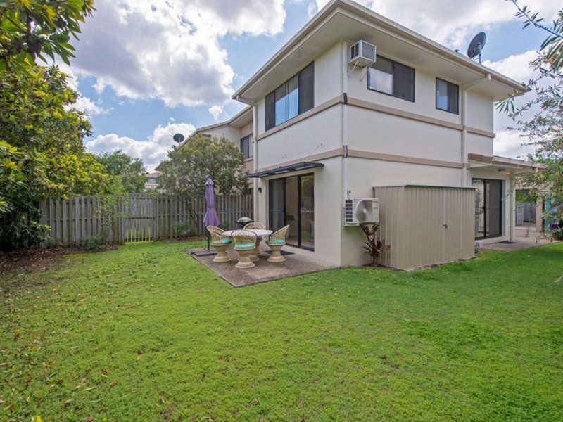 Photo - 18/2 Tuition Street, Upper Coomera QLD 4209 - Image 3