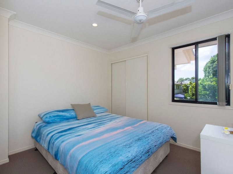 Photo - 18/2 Tuition Street, Upper Coomera QLD 4209 - Image 7