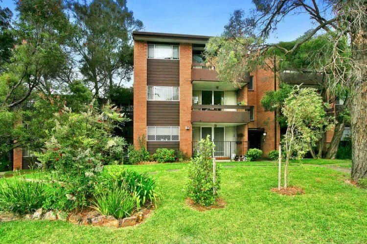 18/20 Crown Street, Granville NSW 2142