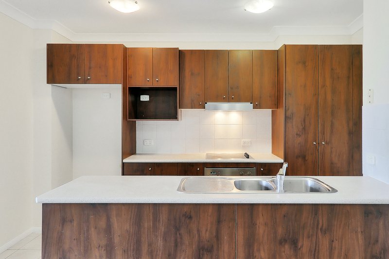 Photo - 18/20 Norton Street, Upper Mount Gravatt QLD 4122 - Image 2