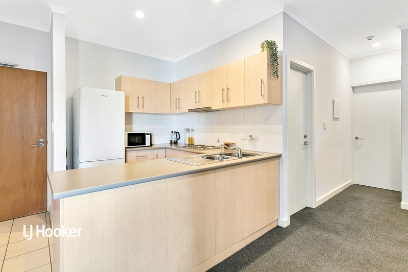 Photo - 18/21-25 Goodall Parade, Mawson Lakes SA 5095 - Image 4