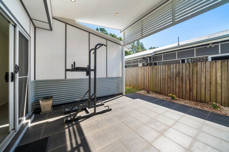 Photo - 18/21 Andersson Court, Highfields QLD 4352 - Image 16