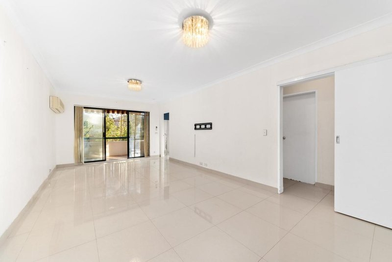 Photo - 18/21 Myrtle Road, Bankstown NSW 2200 - Image 3