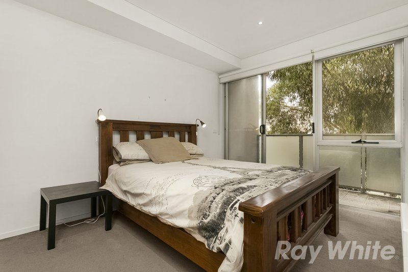 Photo - 18/213 Normanby Road, Notting Hill VIC 3168 - Image 6