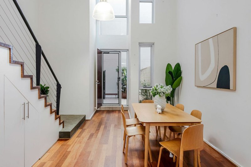 Photo - 18/237 Wakefield Street, Adelaide SA 5000 - Image 3