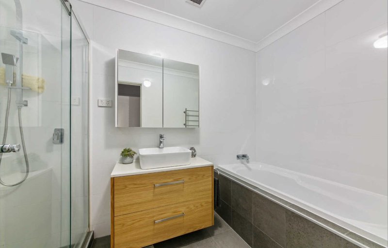 Photo - 18/27 Manchester Street, Merrylands NSW 2160 - Image 2