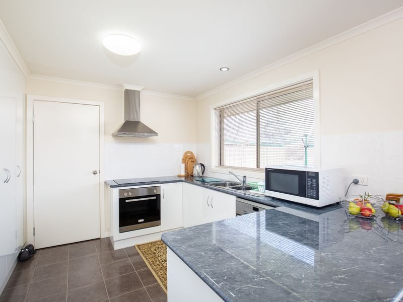 Photo - 18/2A Coolabah Street, Mount Gambier SA 5290 - Image 3