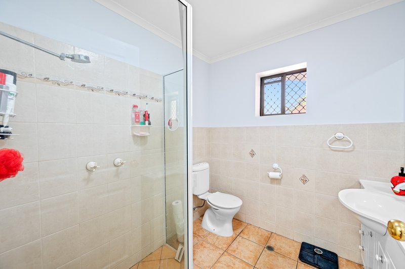 Photo - 1/83-85 Auckland Street, Gladstone Central QLD 4680 - Image 10