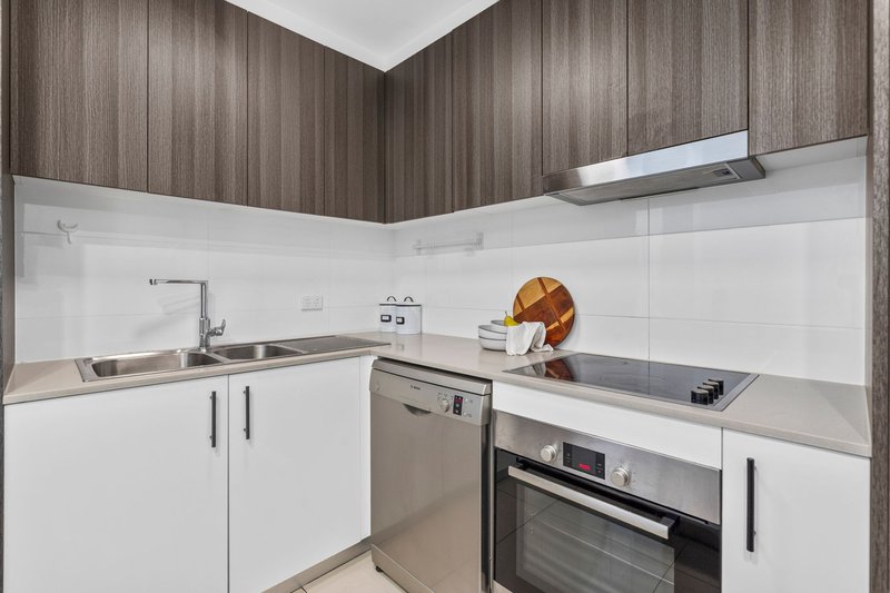 Photo - 18/3 Bennett Street, Toowong QLD 4066 - Image 7