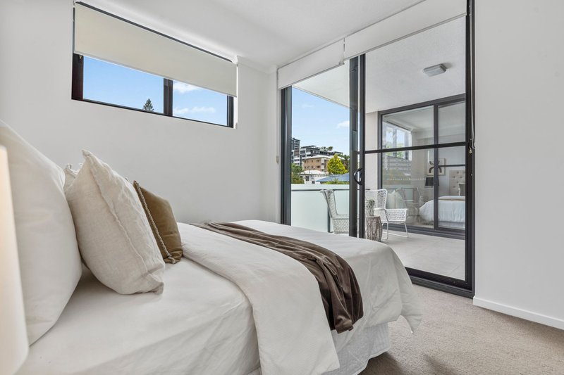 Photo - 18/3 Bennett Street, Toowong QLD 4066 - Image 13