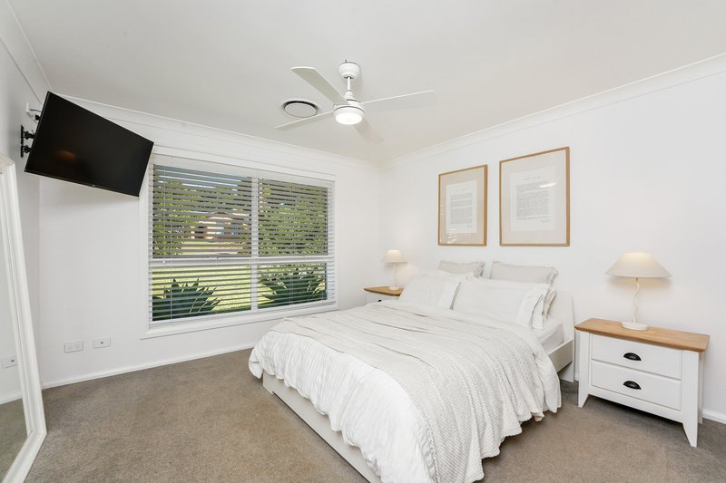 Photo - 183 Cresthaven Avenue, Bateau Bay NSW 2261 - Image 7