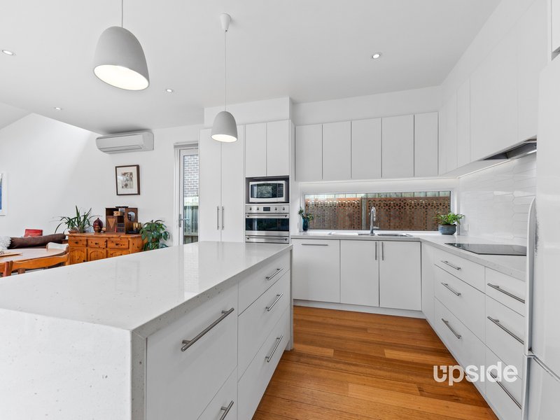 Photo - 183 Miller Street, Thornbury VIC 3071 - Image 2