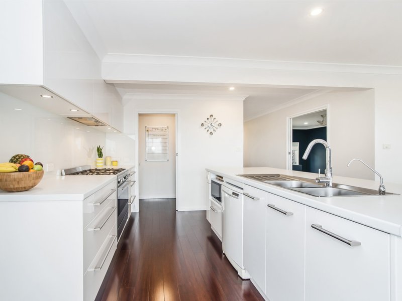 Photo - 183 Parkes Street, Helensburgh NSW 2508 - Image 7